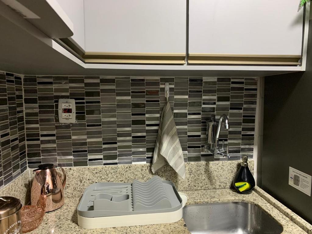 Maravilhoso Apartamento 2 Quartos Com Ofuro Porto Da Barra Salvador Summer Barra Flat Ngoại thất bức ảnh